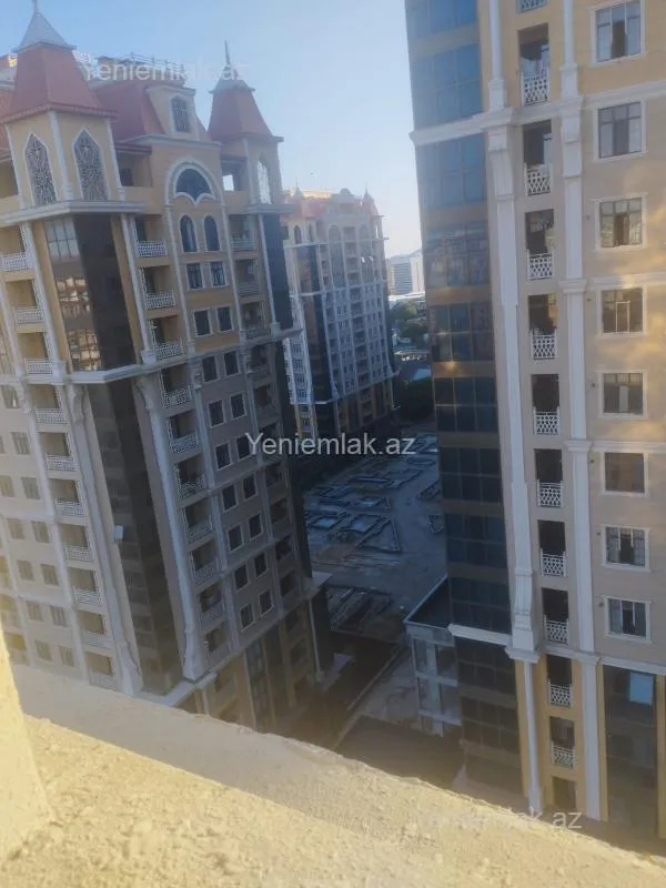 Satılır 3 otaqlı yeni tikili 113 m²
