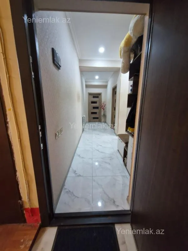 Satılır 3 otaqlı yeni tikili 71 m²