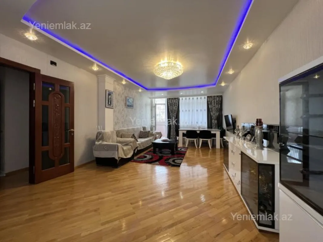 Satılır 3 otaqlı yeni tikili 100 m²