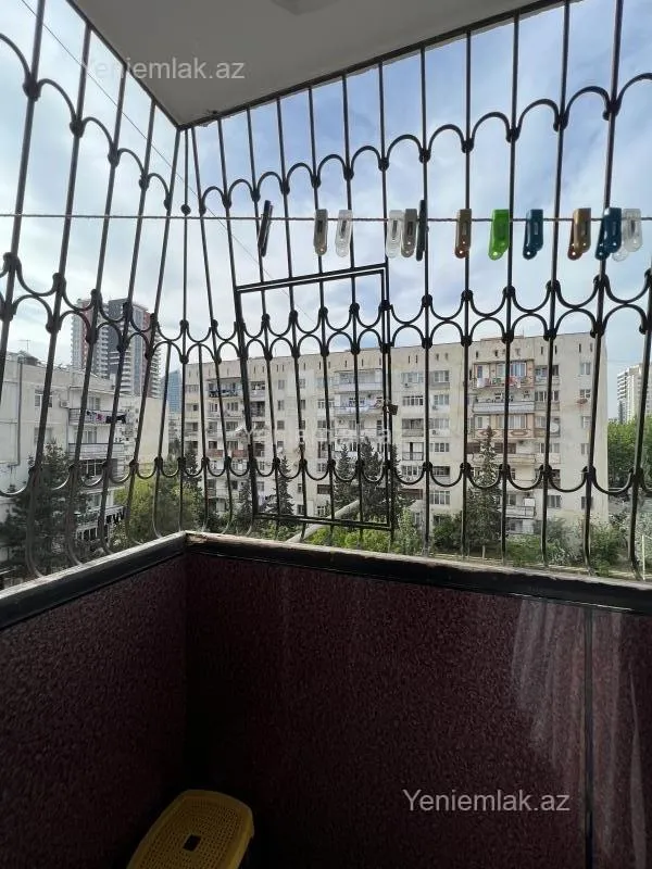 Satılır 3 otaqlı yeni tikili 100 m²