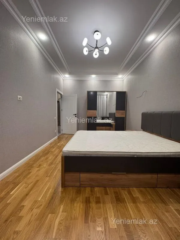 Satılır 2 otaqlı yeni tikili 60 m²
