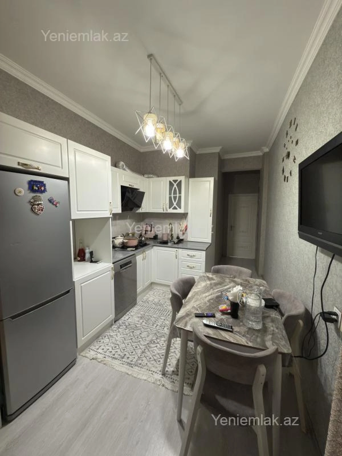 Satılır 2 otaqlı yeni tikili 88 m²