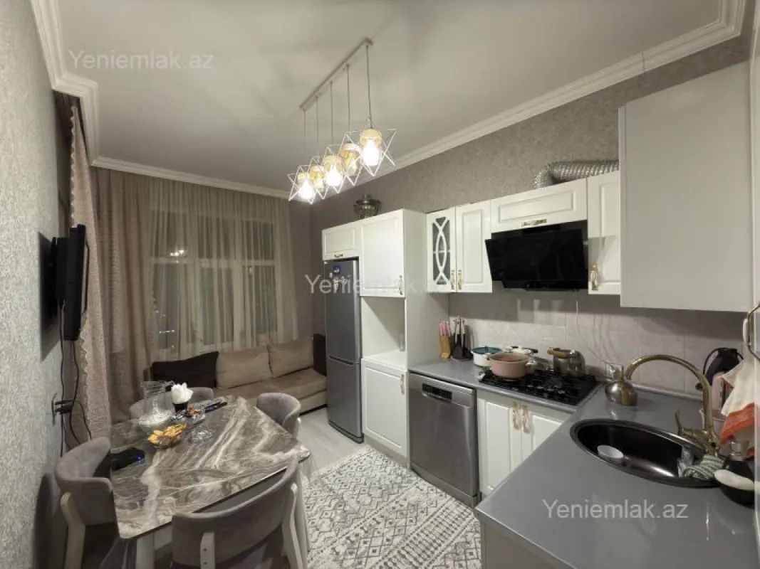 Satılır 2 otaqlı yeni tikili 88 m²