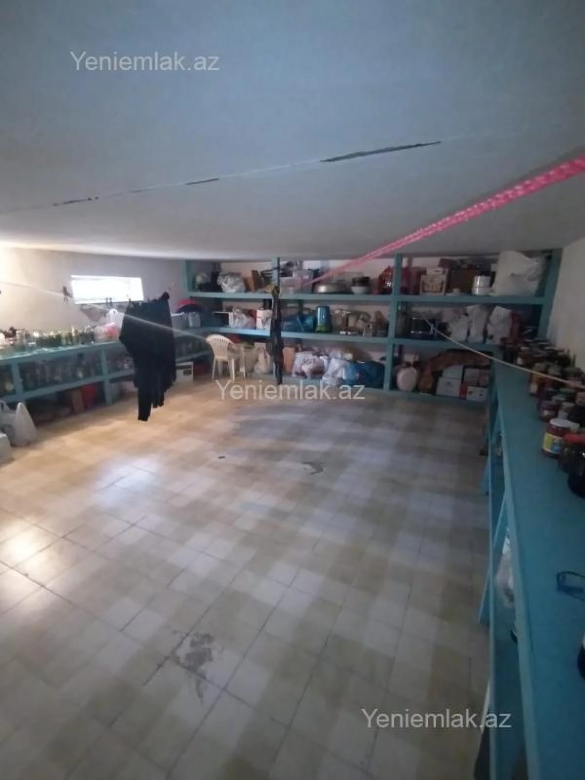 Satılır 10 otaqlı həyət evi 650 m²