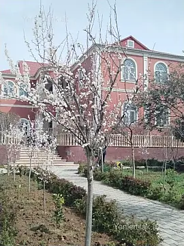 Satılır 10 otaqlı həyət evi 650 m² — Bakı, Binəqədi 10 otaq 650.00 m²