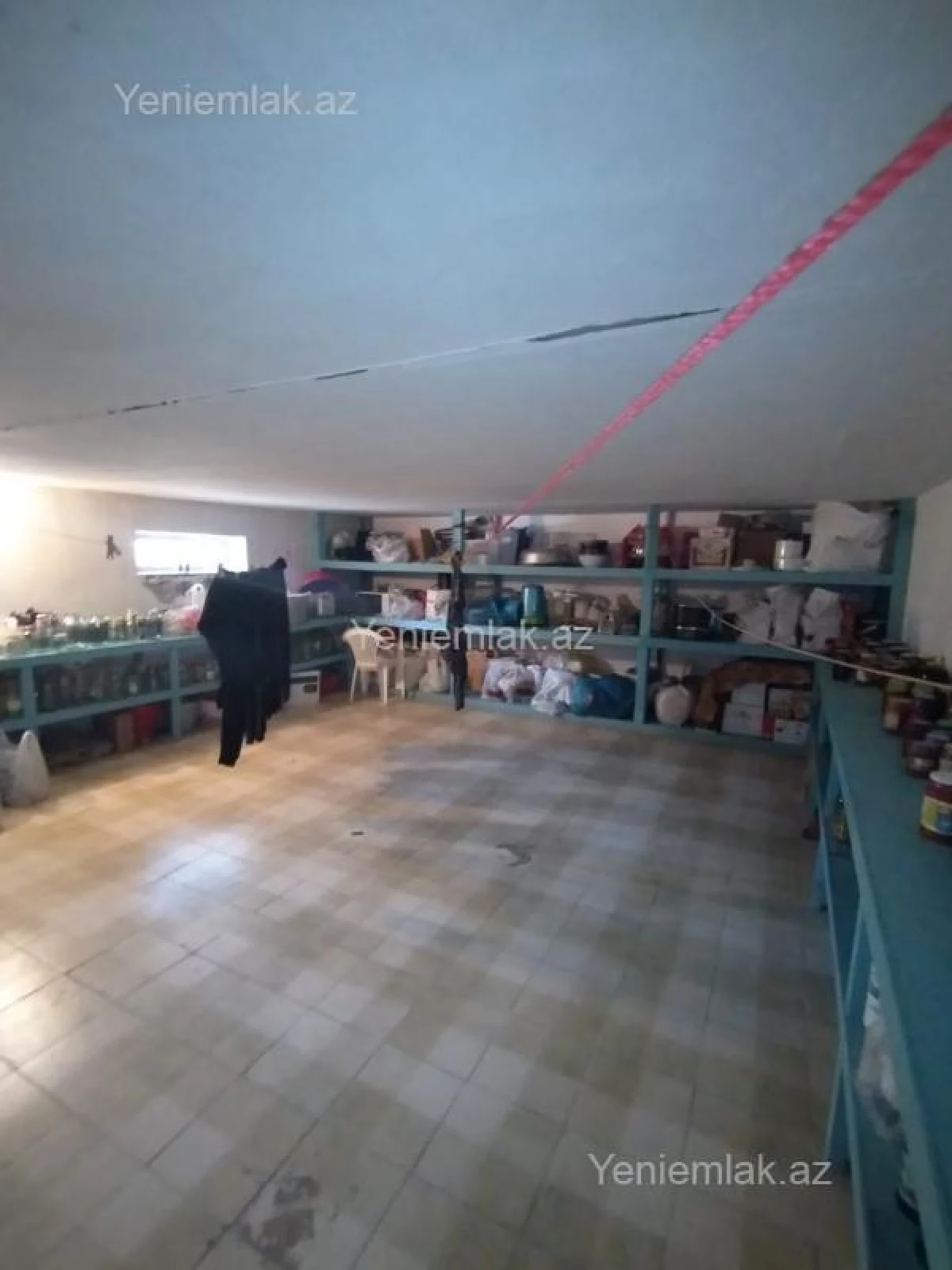 Satılır 9 otaqlı həyət evi 640 m²