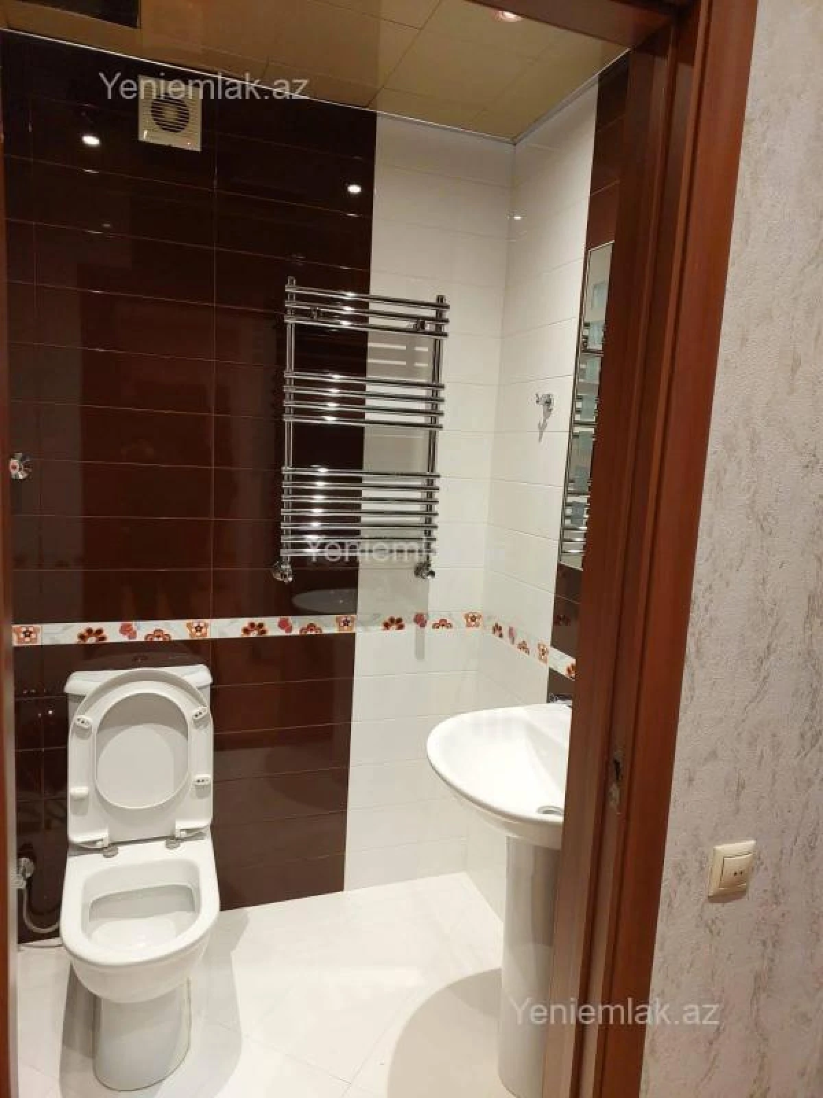 Satılır 2 otaqlı yeni tikili 70 m²