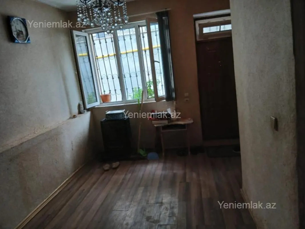 Satılır 2 otaqlı həyət evi 70 m²