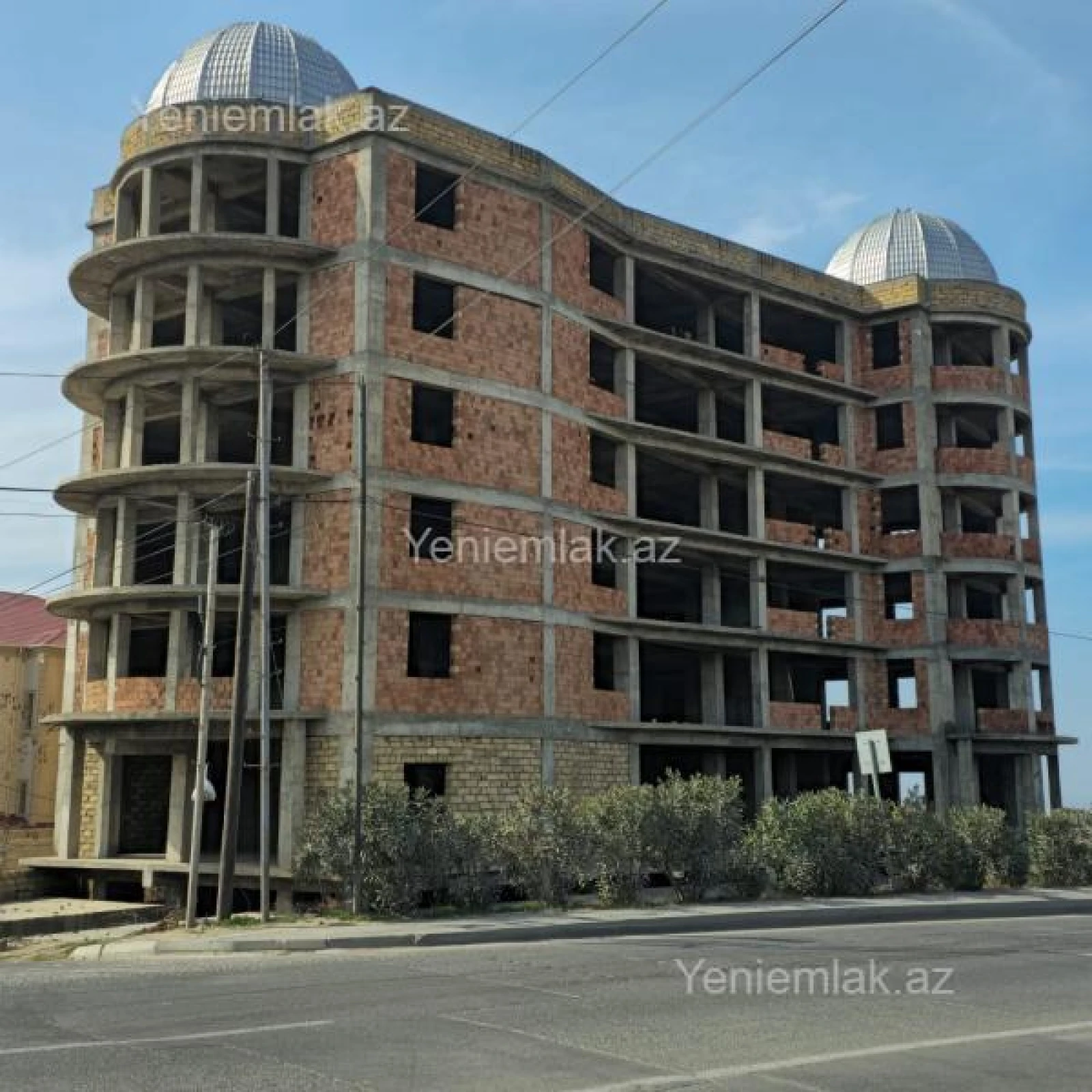 Satılır 16 otaqlı obyekt 5400 m²