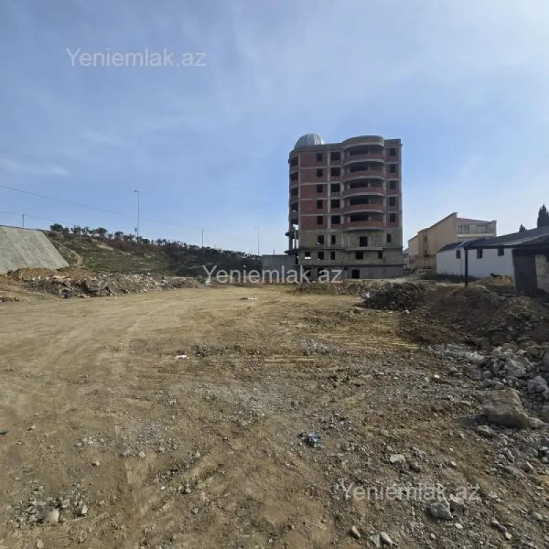 Satılır 16 otaqlı obyekt 5400 m²