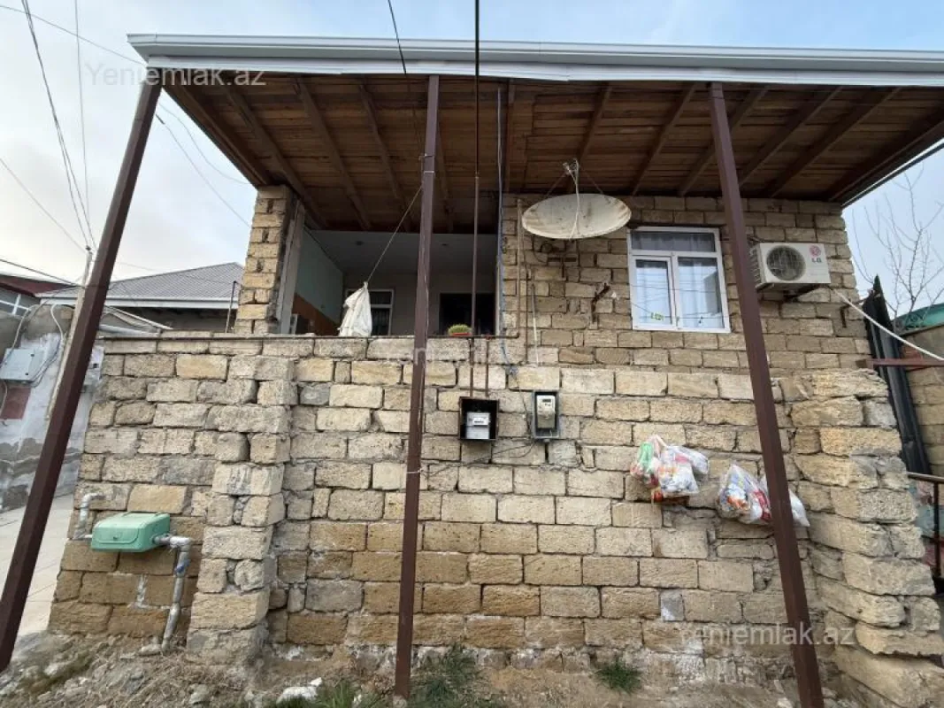 Satılır 3 otaqlı həyət evi 75 m²