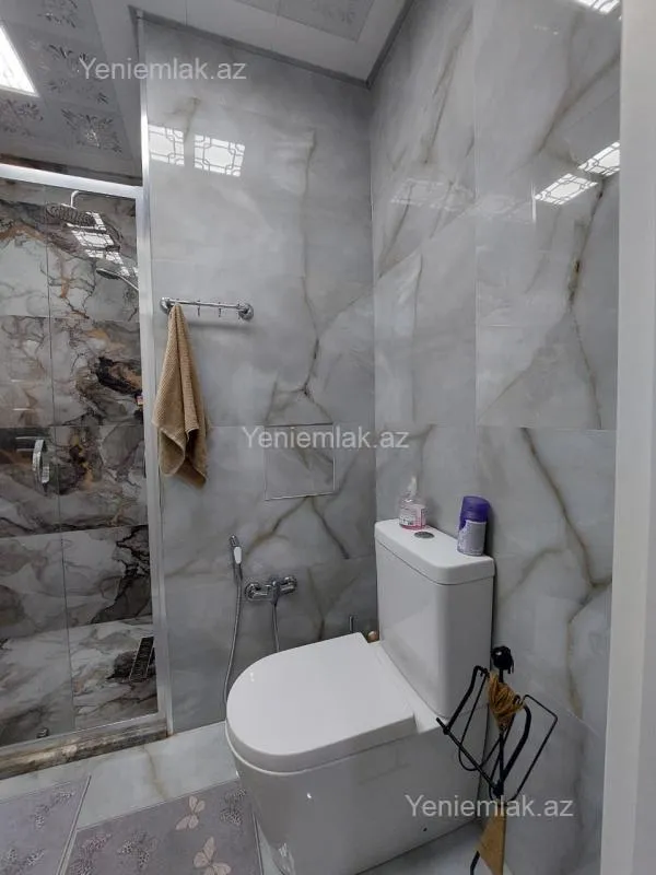 Satılır 3 otaqlı köhnə tikili 110 m²