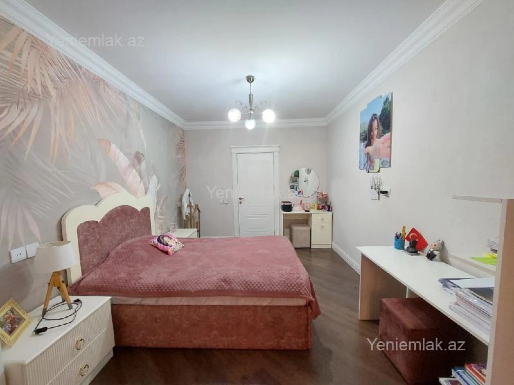 Satılır 3 otaqlı köhnə tikili 110 m²