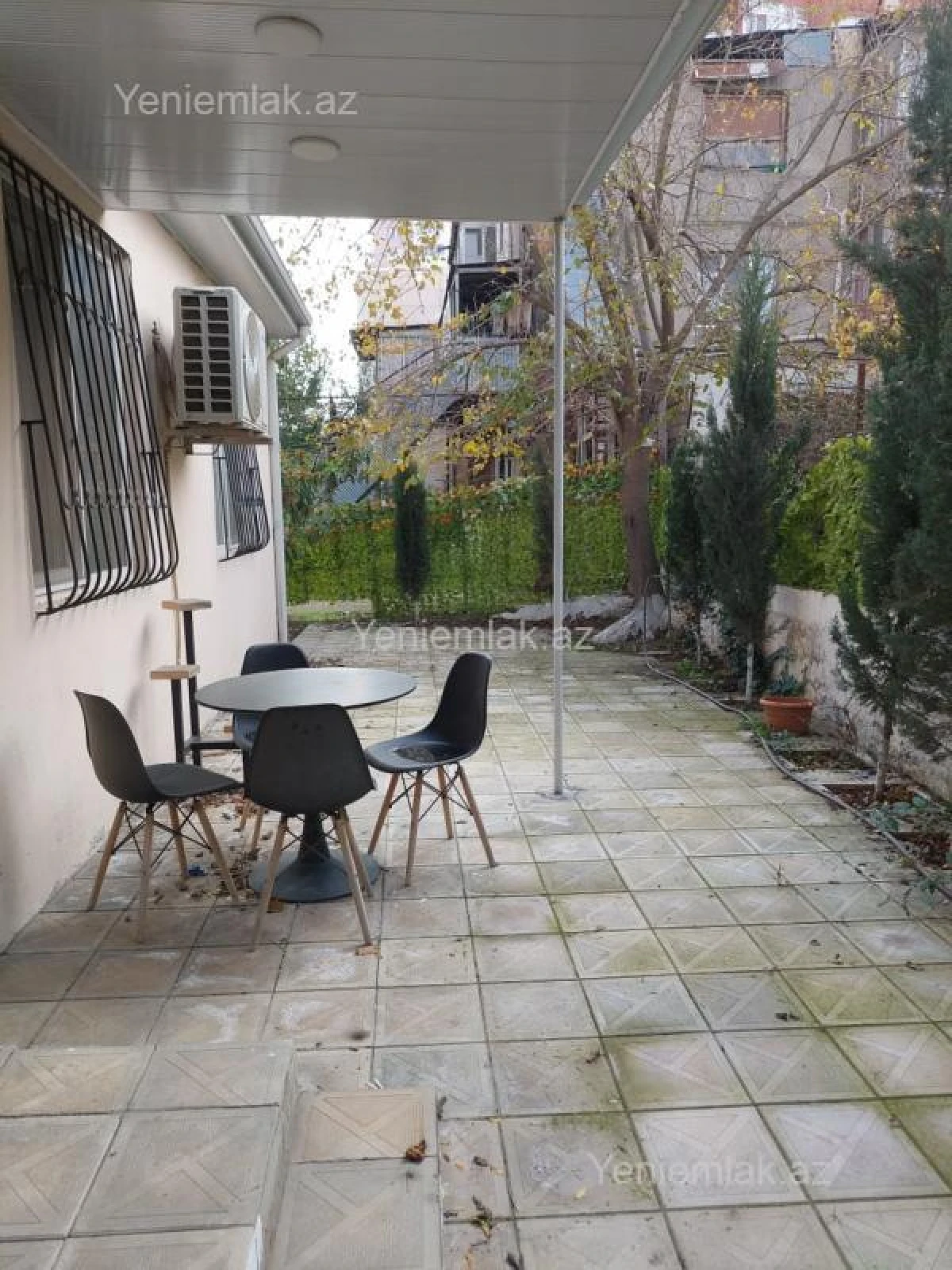 Satılır 3 otaqlı köhnə tikili 110 m²