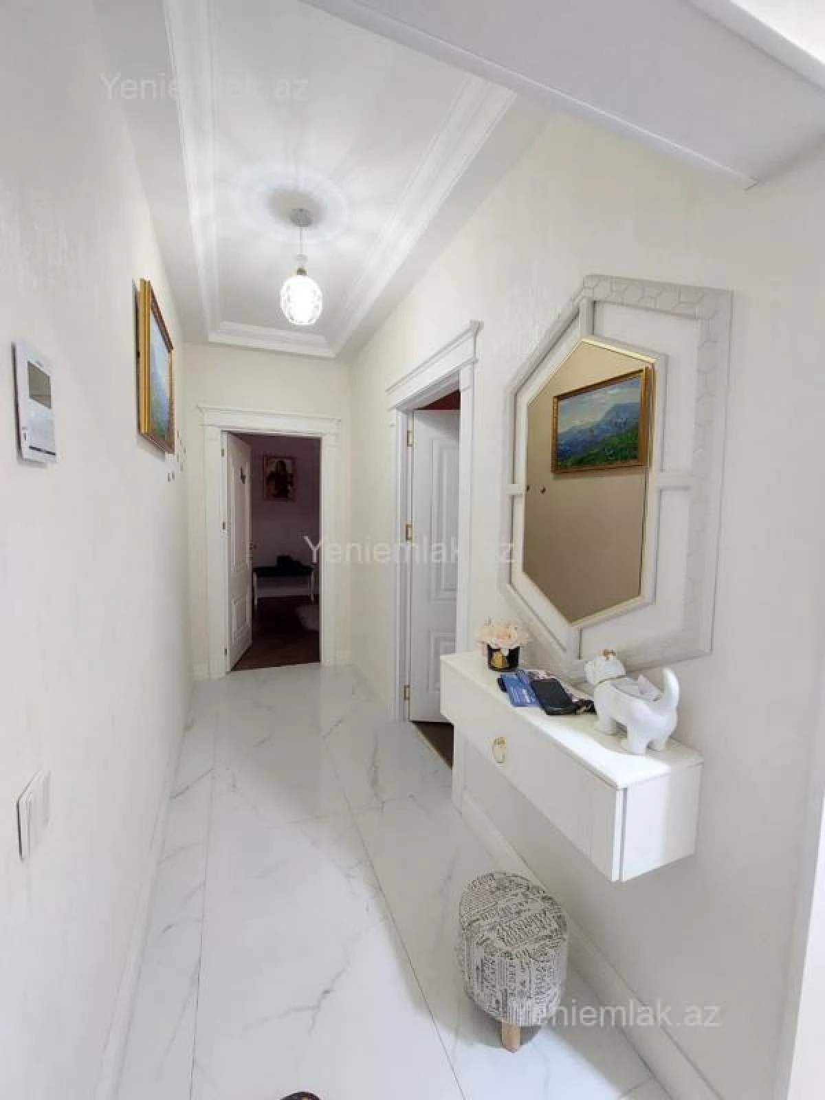 Satılır 3 otaqlı köhnə tikili 110 m²