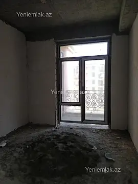 Satılır 4 otaqlı yeni tikili 200 m²