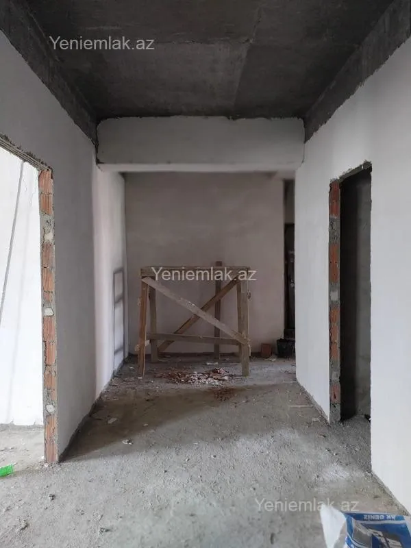 Satılır 4 otaqlı yeni tikili 200 m²