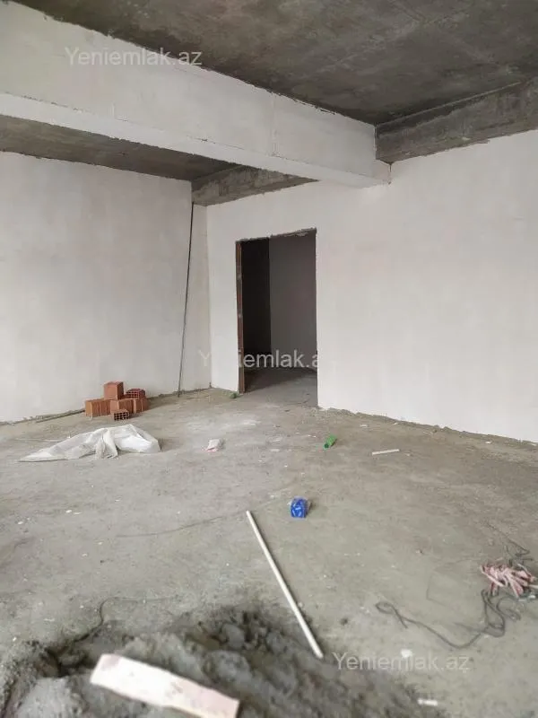 Satılır 4 otaqlı yeni tikili 200 m²