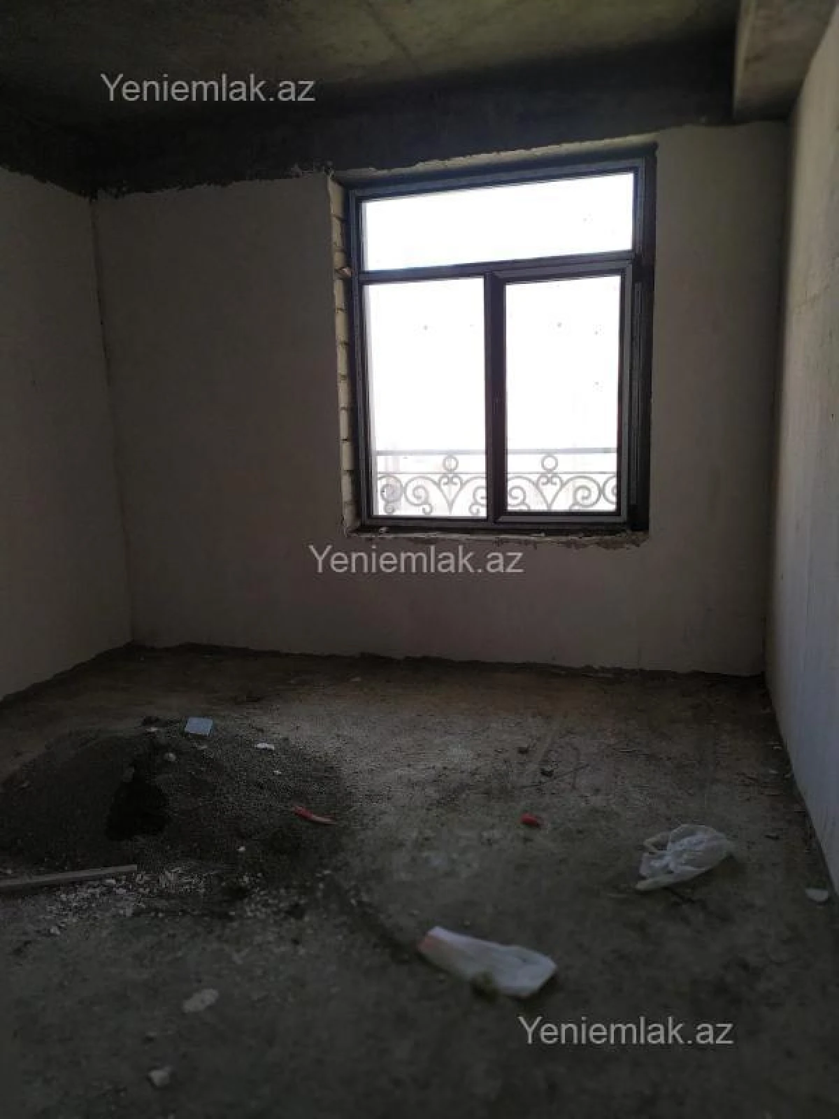 Satılır 4 otaqlı yeni tikili 200 m²