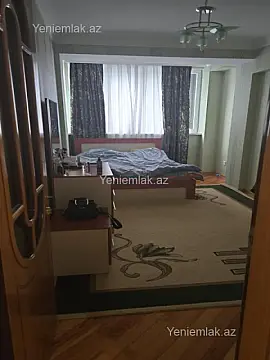 Satılır 3 otaqlı köhnə tikili 80 m²