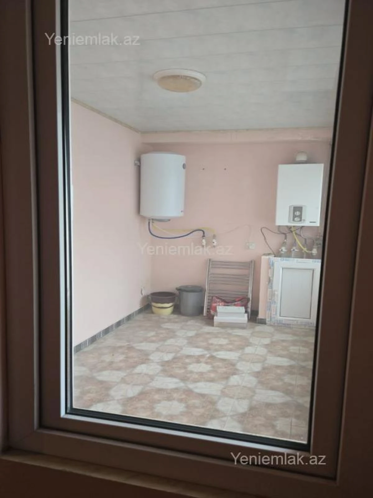 Satılır 3 otaqlı köhnə tikili 80 m²
