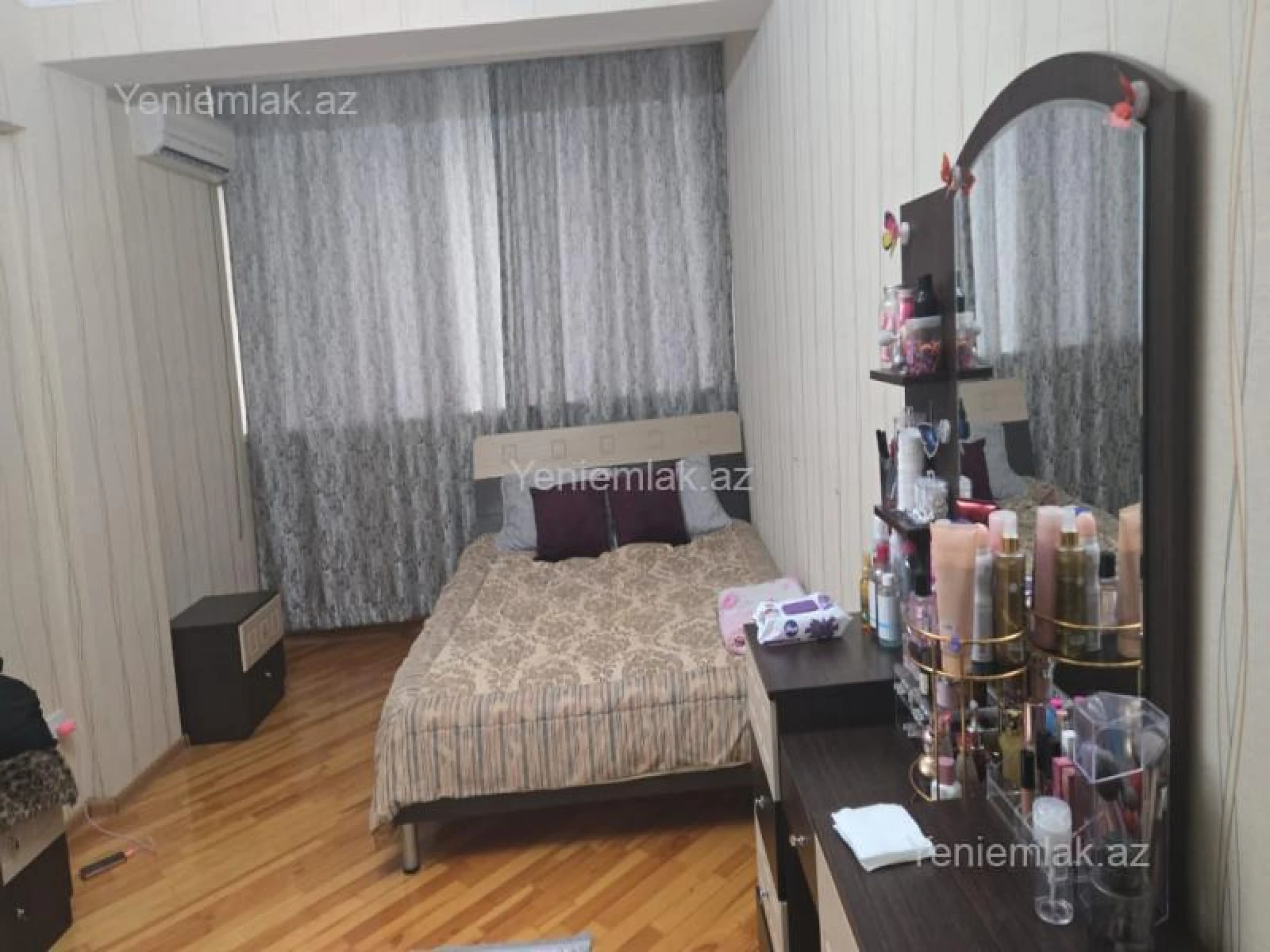 Satılır 3 otaqlı köhnə tikili 80 m²