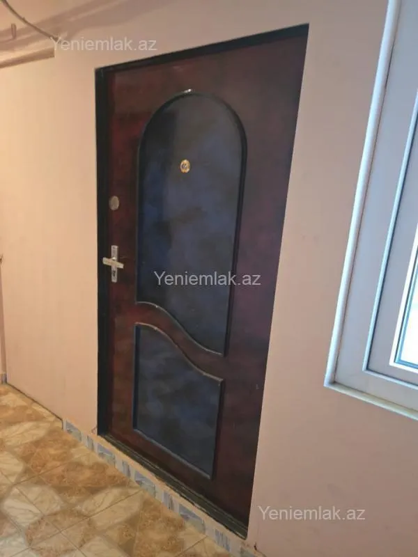 Satılır 3 otaqlı köhnə tikili 80 m²