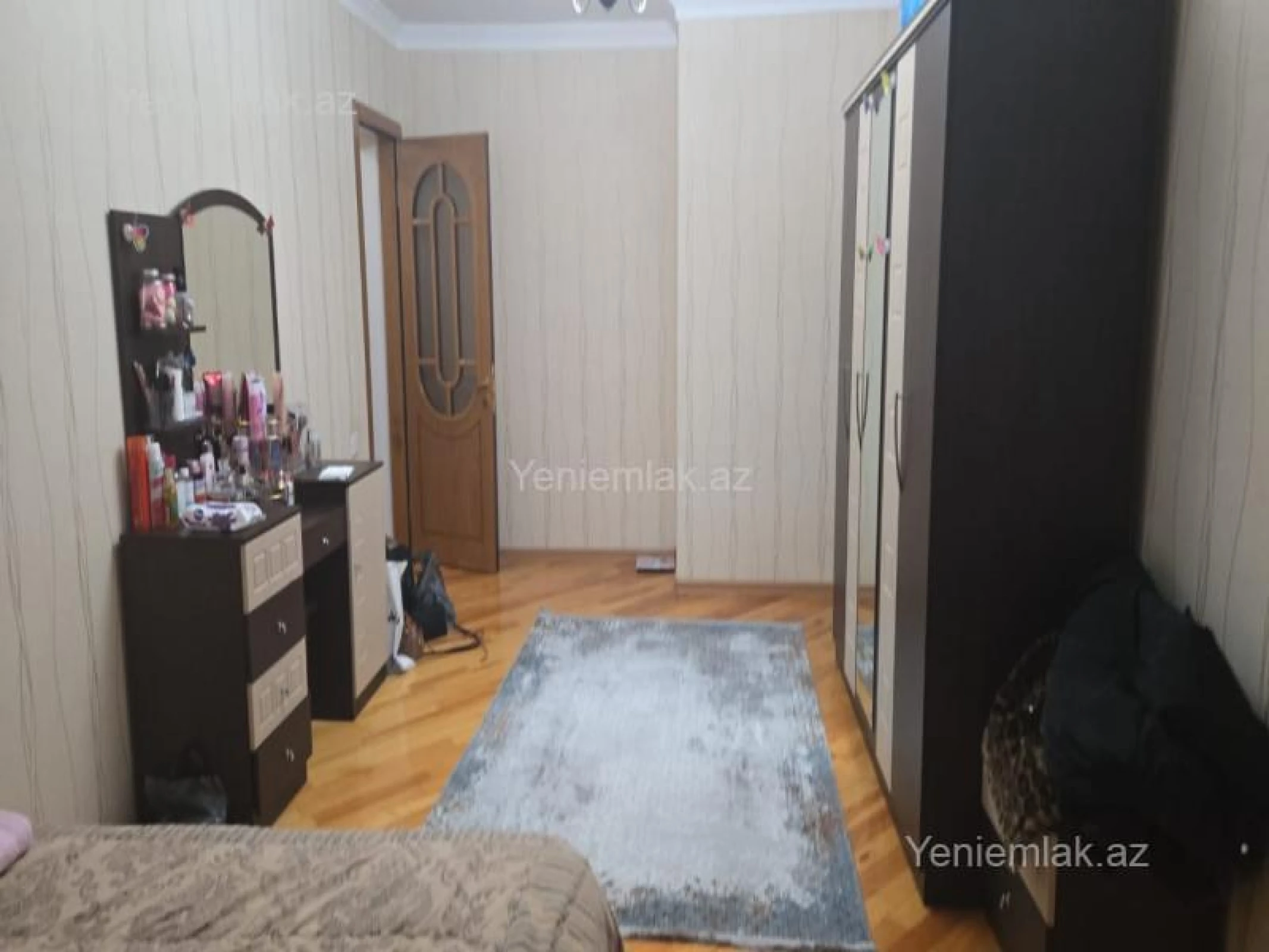 Satılır 3 otaqlı köhnə tikili 80 m²