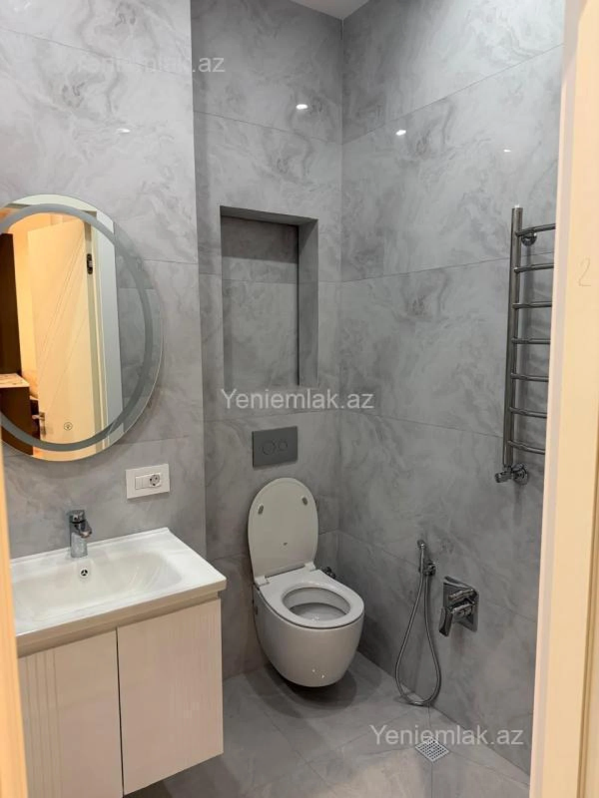 Satılır 2 otaqlı yeni tikili 80 m²