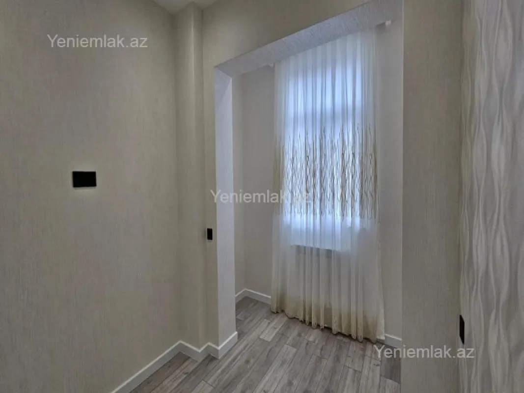 Satılır 3 otaqlı köhnə tikili 73 m²