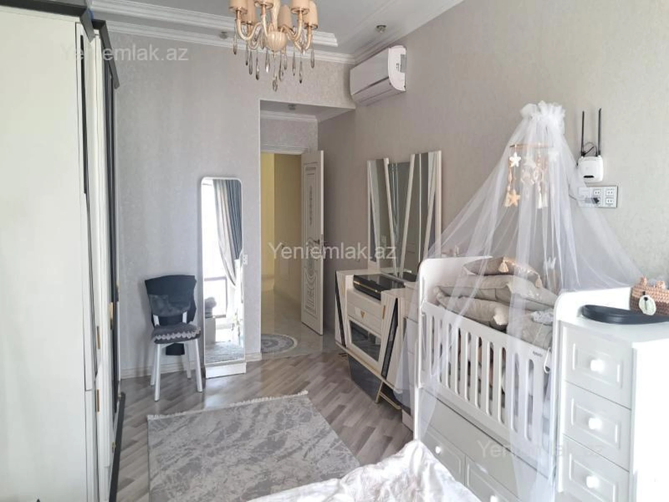Satılır 3 otaqlı yeni tikili 135 m²
