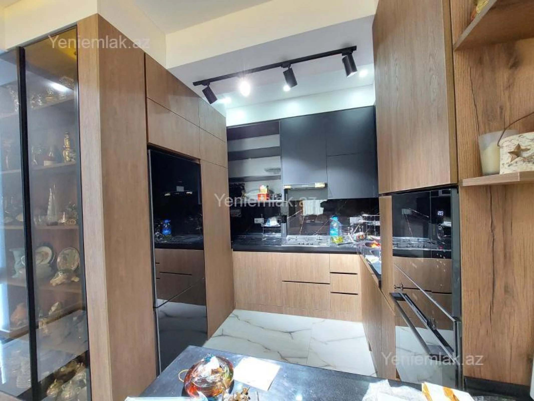 Satılır 3 otaqlı yeni tikili 105 m²