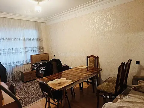 Satılır 4 otaqlı köhnə tikili 100 m² — Bakı, Nizami 4 otaq 100.00 m²