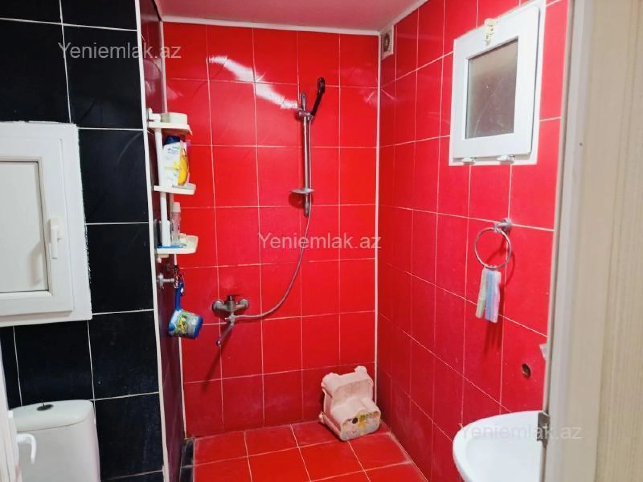 Satılır 4 otaqlı köhnə tikili 100 m²