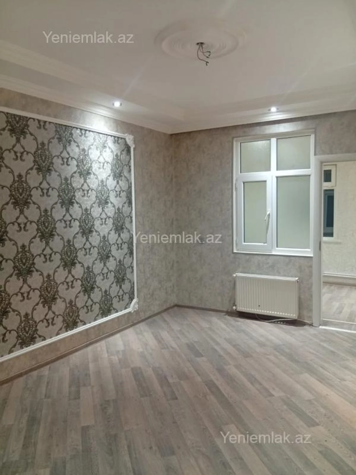 Satılır 2 otaqlı köhnə tikili 55 m²