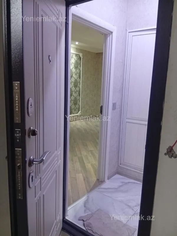 Satılır 2 otaqlı köhnə tikili 55 m²
