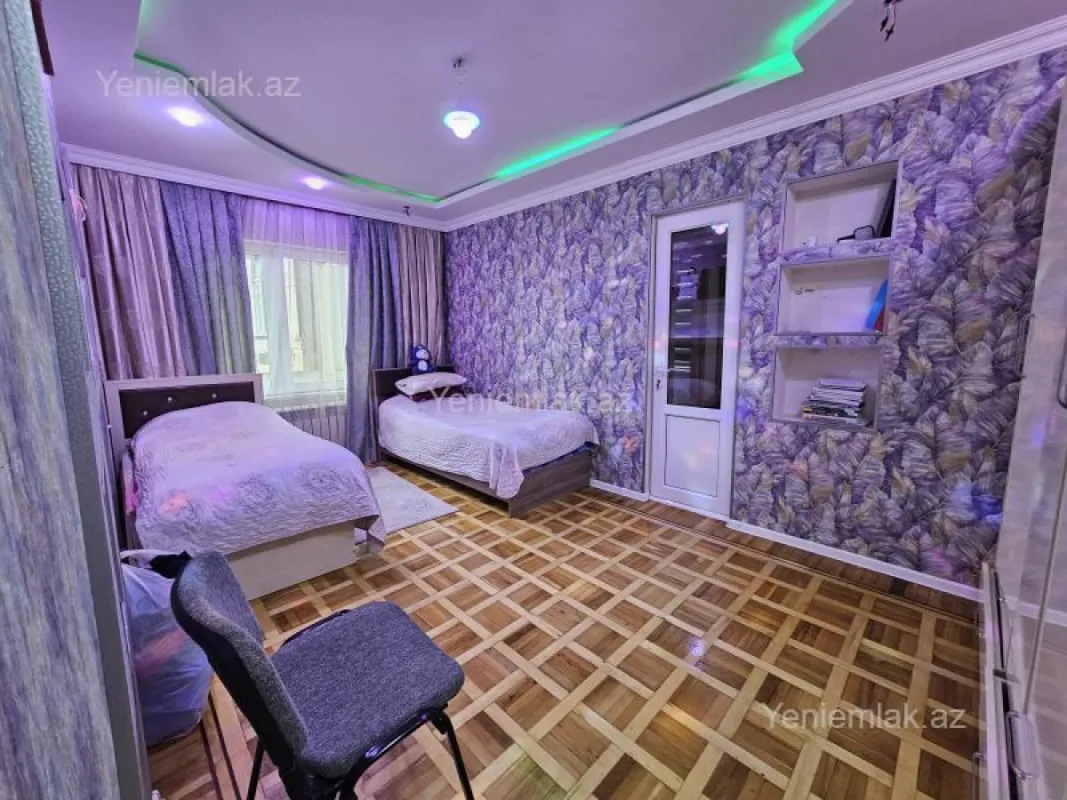 Satılır 3 otaqlı köhnə tikili 75 m²