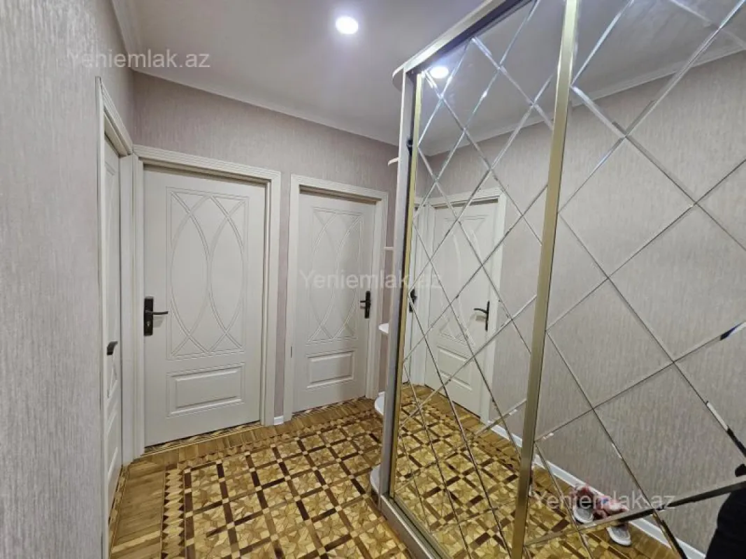 Satılır 3 otaqlı köhnə tikili 75 m²