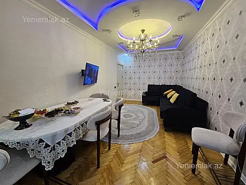 Satılır 3 otaqlı köhnə tikili 75 m²