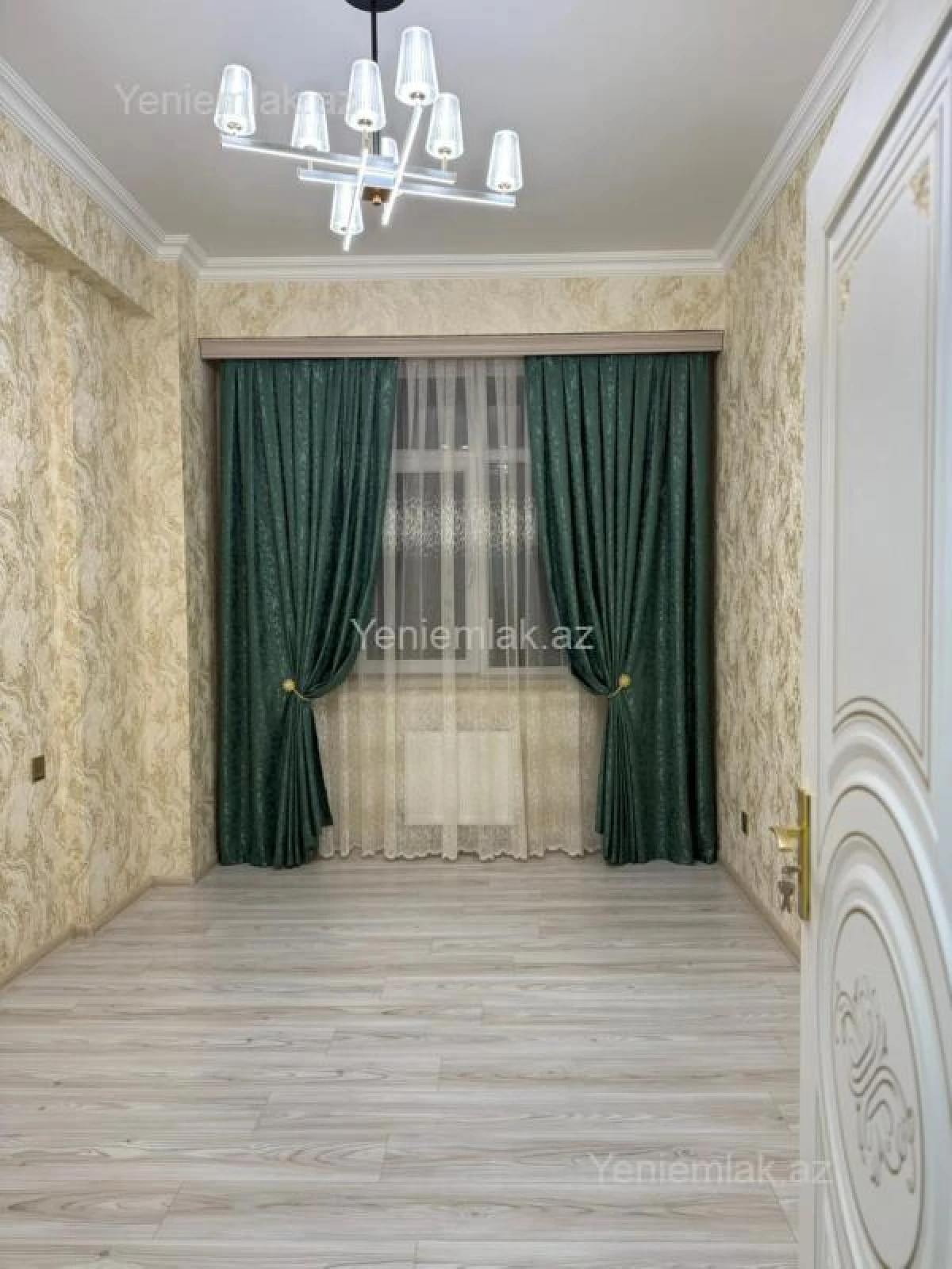 Satılır 3 otaqlı yeni tikili 80 m²