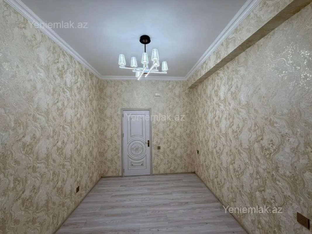 Satılır 3 otaqlı yeni tikili 80 m²