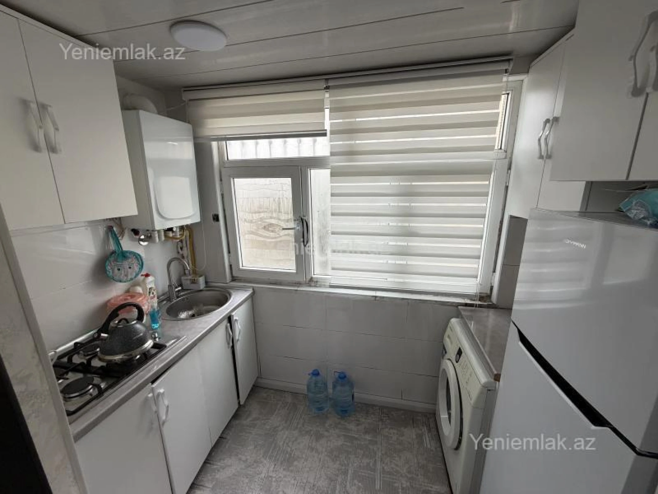 Satılır 2 otaqlı köhnə tikili 40 m²