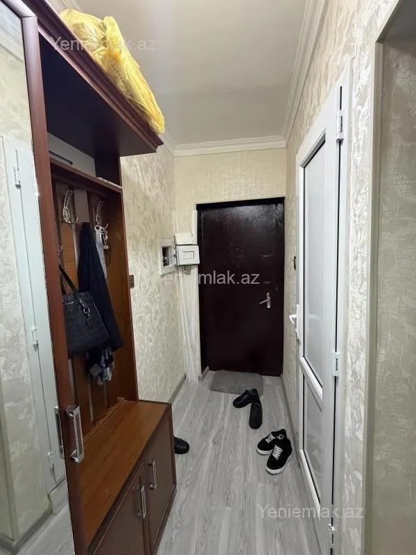 Satılır 2 otaqlı köhnə tikili 40 m²