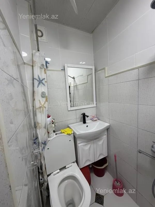 Satılır 2 otaqlı köhnə tikili 40 m²