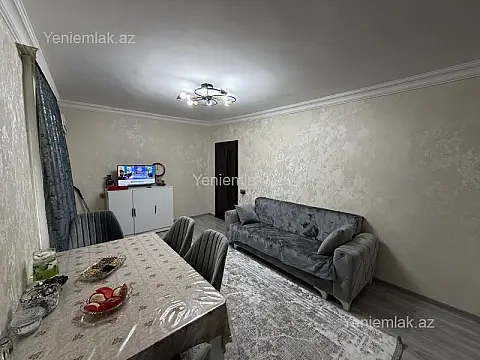 Satılır 2 otaqlı köhnə tikili 40 m²