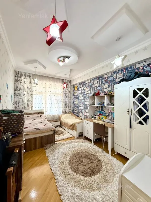 Satılır 3 otaqlı yeni tikili 100 m²