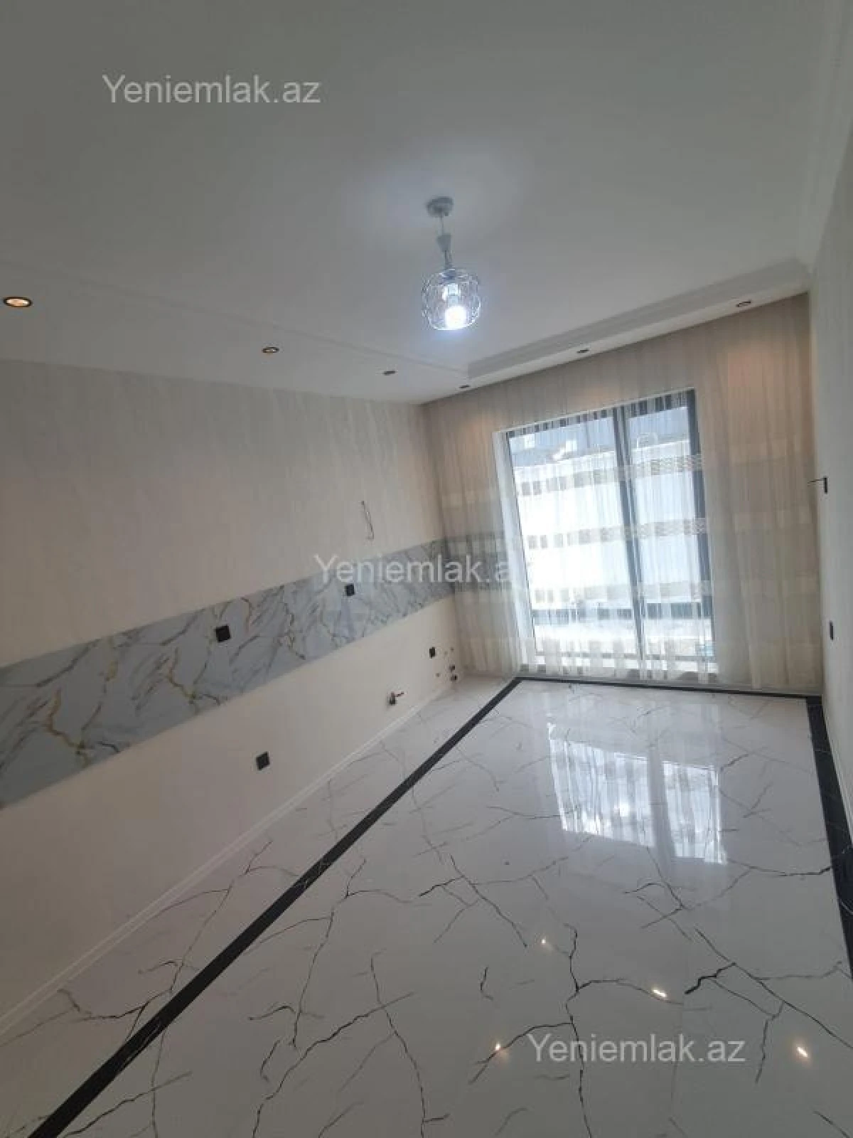 Satılır 4 otaqlı həyət evi 145 m²
