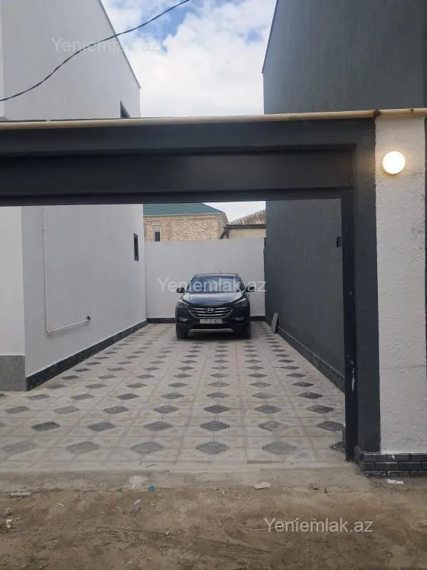 Satılır 4 otaqlı həyət evi 145 m²