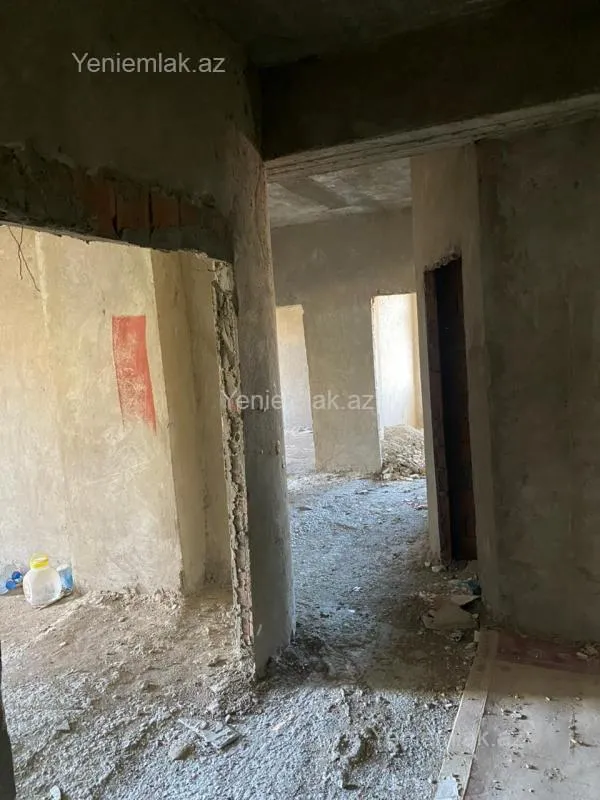 Satılır 3 otaqlı yeni tikili 135 m²