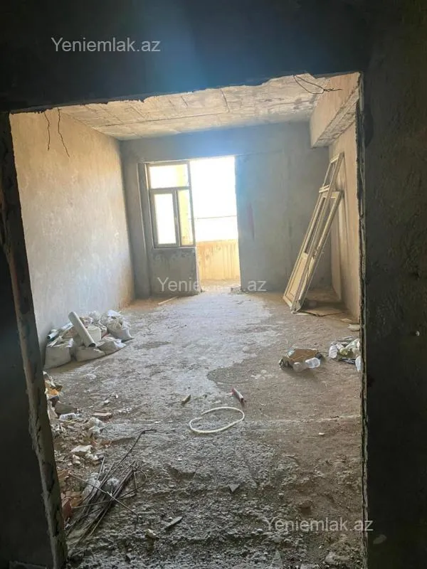 Satılır 3 otaqlı yeni tikili 135 m²